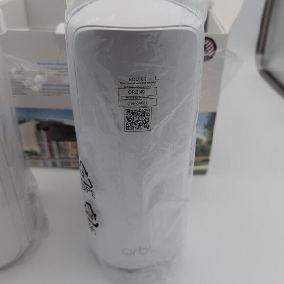 Netgear Orbi 770 Series Tri-band Mesh Wi-Fi 7 - Satellite RBE770 & Router RBE771 - Picture 10 of 15